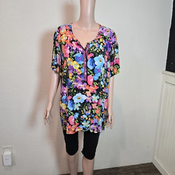 Johnny Was Wild Bloom FLUTTER SLEEVE HENLEY Woman’s Size 2x - Picture 14 of 16